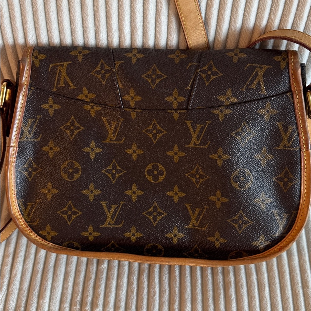 Beautiful vintage Menilmontant Louis Vuitton - Picture 11 of 11